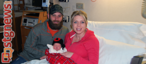 L-R: Father Craig Reid, baby Costner Reid, mother and Mother Candace Reid, Valley View Medical Center, Cedar City, Utah, Jan. 1, 2014 | Photo courtesy of Valley View Medical Center