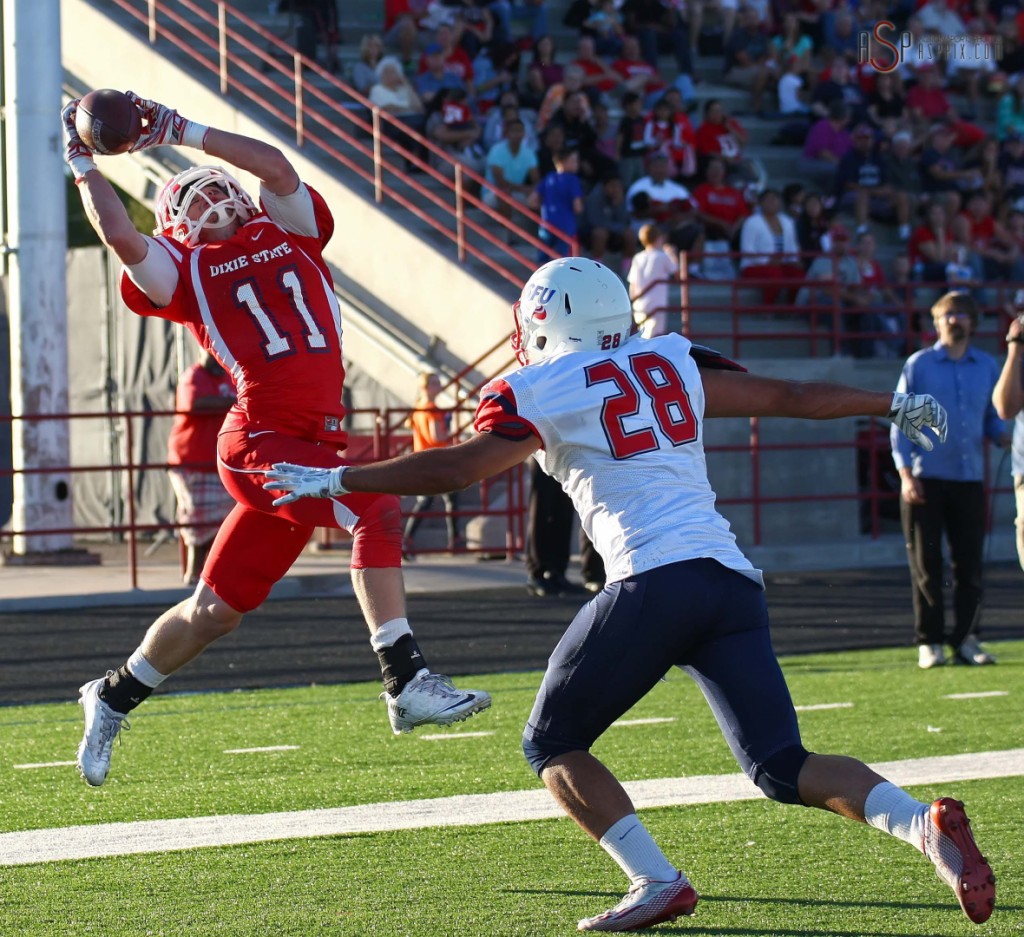 Conor Sklarsky makes a catch, Dixie State University vs. Simon Fraser University, St. George, Utah, Oct. 4, 2014 | Photo by Robert Hoppie, ASPpix.com, St. George News