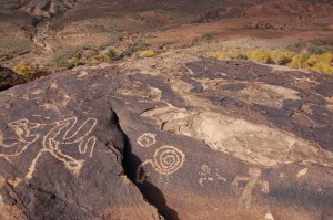 Ancient rock writing found on the Tempi'po'op trail in the Santa Clara River Reserve, Ivins, Utah, Nov. 12, 2014 | Photo by Hollie Reina, St. George News