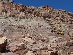 Excavation equipment on the around 800 foot mesa where the dinosaur skeleton mass was uncovered, Utah, date unspecified | Photo courtesy of James Kirkland, St. George News