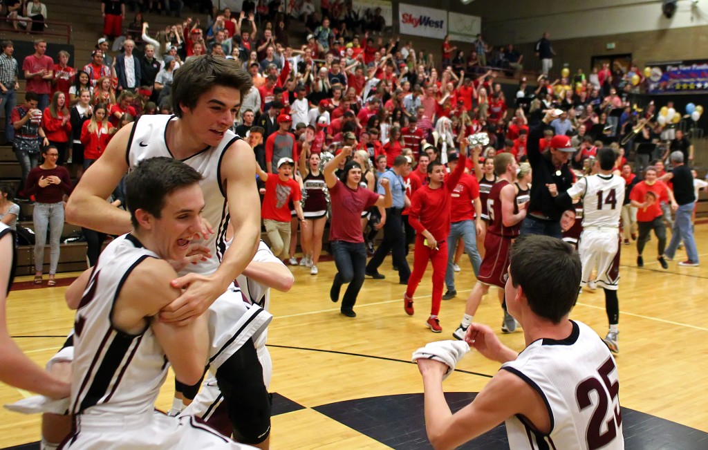 Pine View celebrates their Region 9 Championship, Cedar vs. Pine View, Boys Basketball, St. George, Utah, Feb. 13, 2015 | Photo by Robert Hoppie, ASPpix.com, St. George News