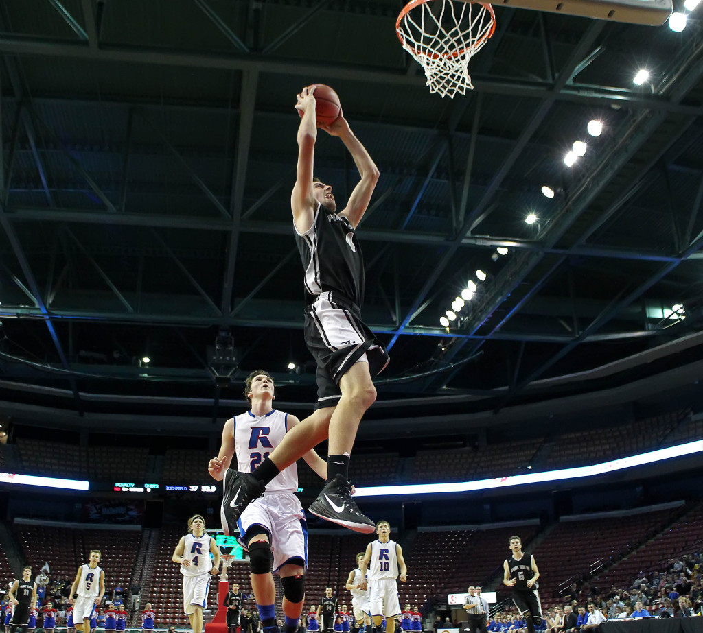 Kody Wilstead glides the hoop for a dunk late in the contest, Pine View vs. Richfield, 3A State Basketball Tournament, Salt Lake City, Utah, Feb. 27, 2015 | Photo by Robert Hoppie, ASPpix.com, St. George News