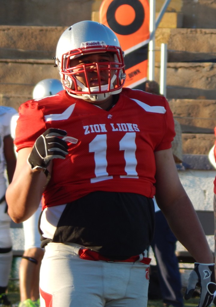 Zion's Doug Roberts, Zion vs. Vegas, semi-pro football, St. George, Utah, Mar. 21, 2015 | Photo by Andy Griffin, St. George News