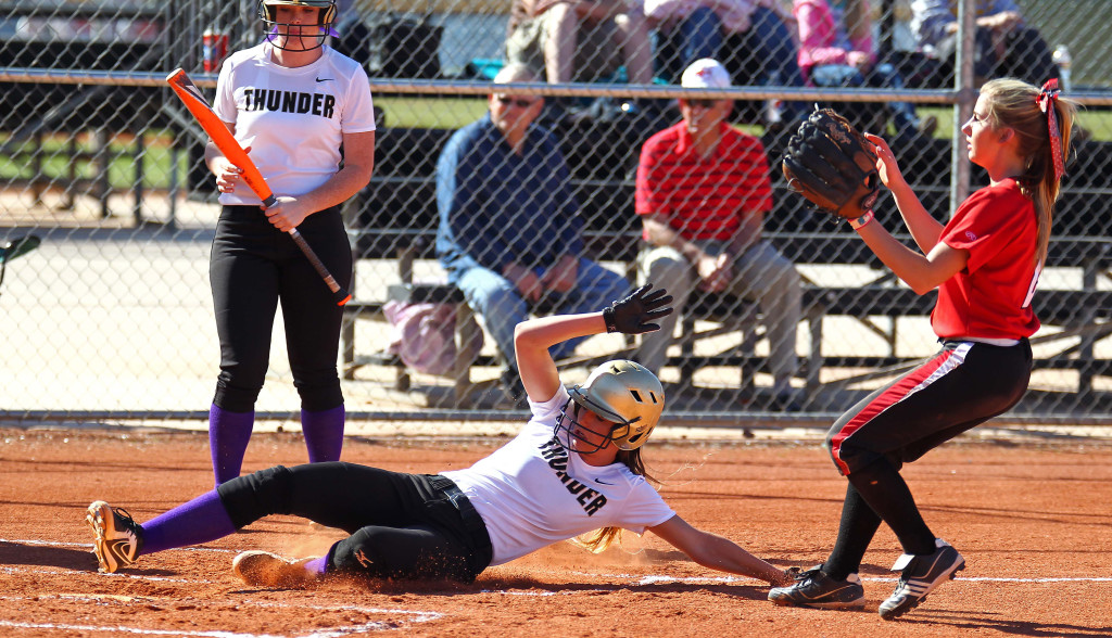 Hurricane vs. Desert Hills, Softball, St. George, Utah, Mar. 19, 2015 | Photo by Robert Hoppie, ASPpix.com, St. George News