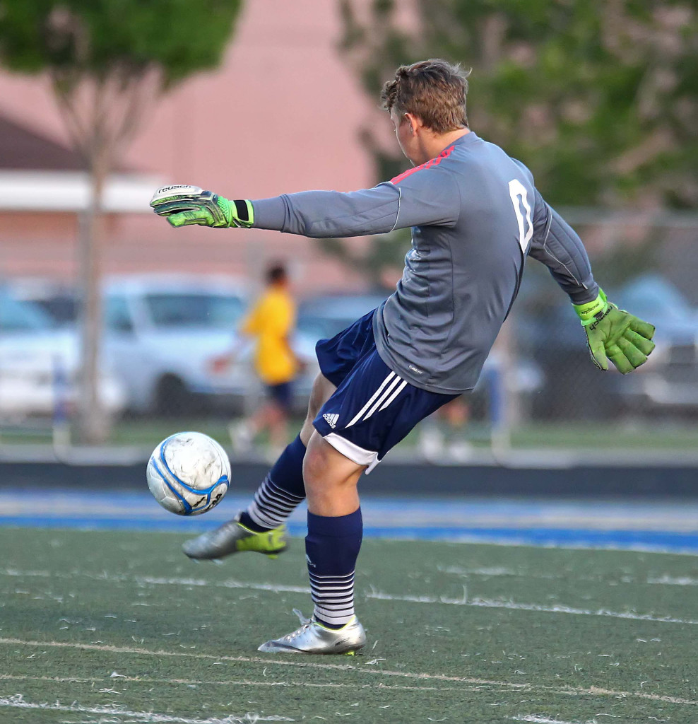 Snow Canyon goalkeeper Braydon Brough (0), Desert Hills vs. Snow Canyon, Soccer, St. George, Utah, Apr. 7, 2015 | Photo by Robert Hoppie, ASPpix.com, St. George News