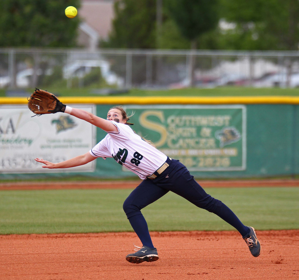 Warrior second baseman Mada Mooring dives for a line drive, Snow Canyon vs. Morgan, Softball, St. George, Utah, May 9, 2015 | Photo by Robert Hoppie, ASPpix.com, St. George News