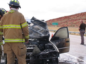Car fire, Interstate 15 exit 16, Hurricane, Utah, May 13, 2015 | Photo by Carin Miller, St. George News 