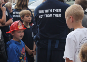 Event attendees gearing up for the race, Ivins, Utah, May 8, 2015 | Photo by Leanna Bergeron, St. George News