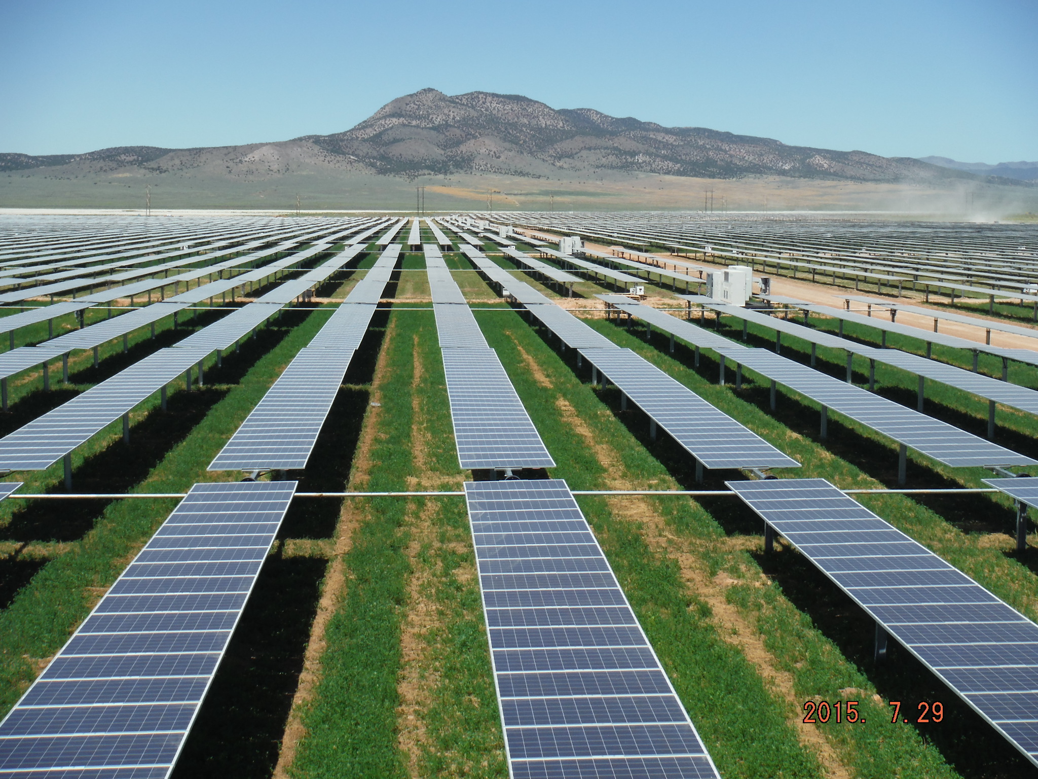 Herbert Tours Utah s Largest Solar Plant huge Step Toward 