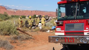 Aftermath of a rollover on 400 South near Old Highway 91. Alcohol is believed to be a contributing factor in the crash that injured the driver and passenger, Ivins, Utah, Aug. 17, 2015 | Photo by Mori Kessler, St. George News