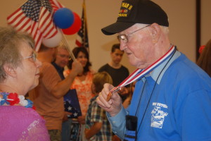 Utah Honor Flight returns, St. George, Utah, June 6, 2015 | Photo by Hollie Reina, St. George News