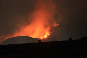 Oak Grove Fire at night, as seen from Toquerville, Utah, Sept. 9, 2015 | Photo courtesy of Thadeous Moore, St. George News