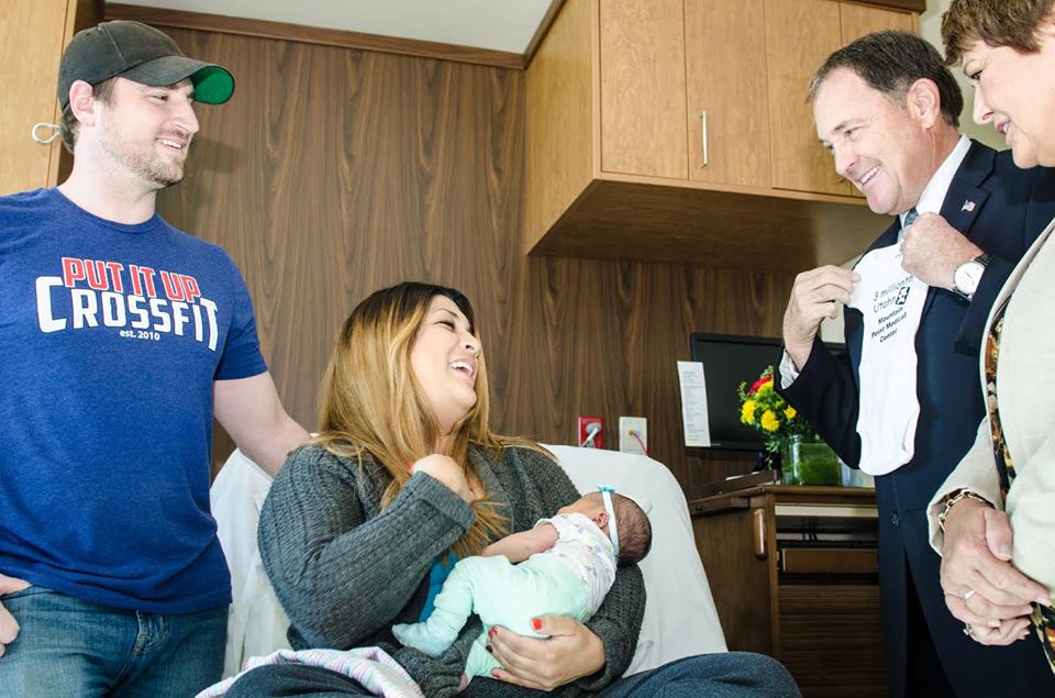 Gov. Gary Herbert and his wife, Jeanette, made the landmark announcement that Utah has now reached three million residents following their visit to the maternity ward of Utah’s newest hospital, Mountain West Medical Center, Lehi, Utah, Oct. 26, 2015 | Photo courtesy of Gov. Gary Herbert’s Office, St. George News