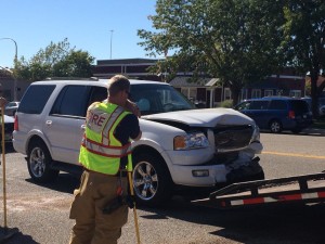 Three-car collision on Red Cliffs Drive, St. George, Utah, Oct. 24, 2015 | Photo by Mori Kessler, St. George News