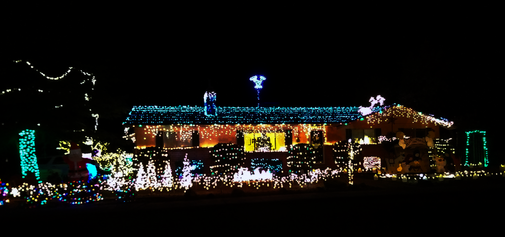 Photo of home on 2485 Scenic Drive, Santa Clara, December 8, 2015 | Photo by Paul Jewkes, St. George News 