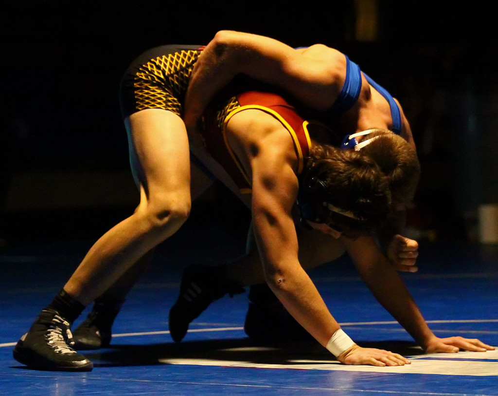 Cedar's Quaid Murray (maroon) won his 170-pound weight class at Divisionals. File photo from Jan. 21, 2016, | Photo by Robert Hoppie, ASPpix.com, St. George News