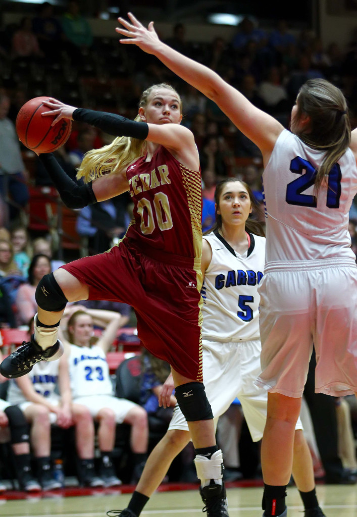 Cedar's  Dream Weaver (00), Cedar vs. Carbon, 3A State Basketball Tournament, Girls Basketball, Cedar City, Utah, Feb. 26, 2016, | Photo by Robert Hoppie, ASPpix.com, St. George News