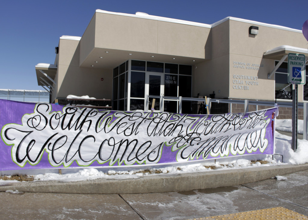 Southwest Utah Youth Center was the first of 48 youth correctional facilities to welcome artist Emanuel Martinez with a banner and ballons, Cedar City, Utah, Feb. 3, 2016 | Photo by Carin Miller, St. George News 