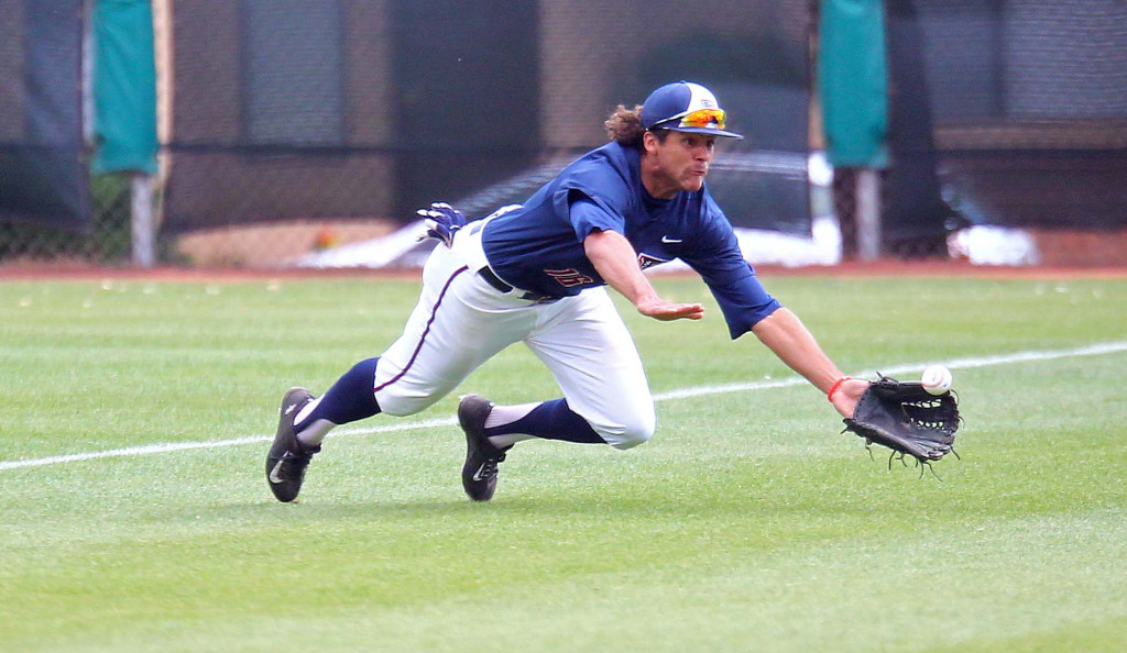 Dixie State's  Trey Kamachi (16), Dixie State University vs. Hawai'i Hilo University, Baseball, St. George, Utah, Mar. 28, 2016, | Photo by Robert Hoppie, ASPpix.com, St. George News