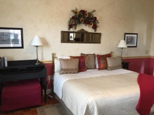 Beautiful and comfortable rooms greet guests of the Iron Gate Inn, Cedar City, Utah, February 22, 2016 | Photo by Hollie Reina, Cedar City News