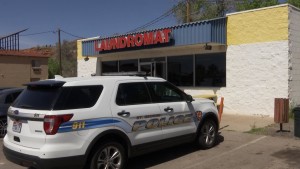 Police responded to the scene at a laundromat where a woman was assaulted by a man who fled the scene with the woman's money and cellphone, St. George, Utah, March 25, 2016 | Photo by Michael Durrant, St. George News