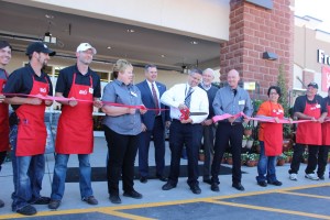 At the ribbon cutting for the new Lin's Fresh Market on Mall Drive in St. George, Utah, March 18, 2016 | Photo by Mori Kessler, St. George News 