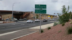 Sign for cyclists at the Snow Canyon Parkway northbound exit from Bluff Street. April 26, 2016 | Photo by Tim Tabor, St. George News