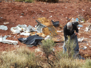 Desert RATS and off-road enthusiasts clean up shooting debris and burn piles from an area south of St. George on the Arizona Strip, Arizona, April 30, 2016 | Photo by Julie Applegate, St. George News