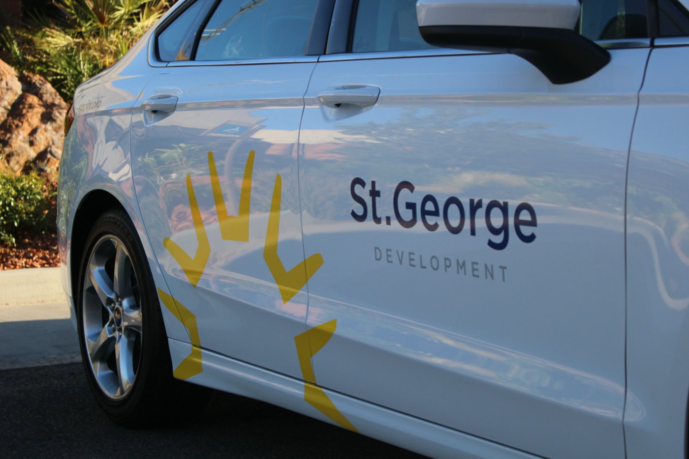 The new logo of the City of St. George as it will appear on city vehicles. The new logo was rolled out July 7, 2016, and is anticipated to be phased in citywide over the next two years, St. George, Utah, July 7, 2016 | Image courtesy of the City of St. George, St. George News