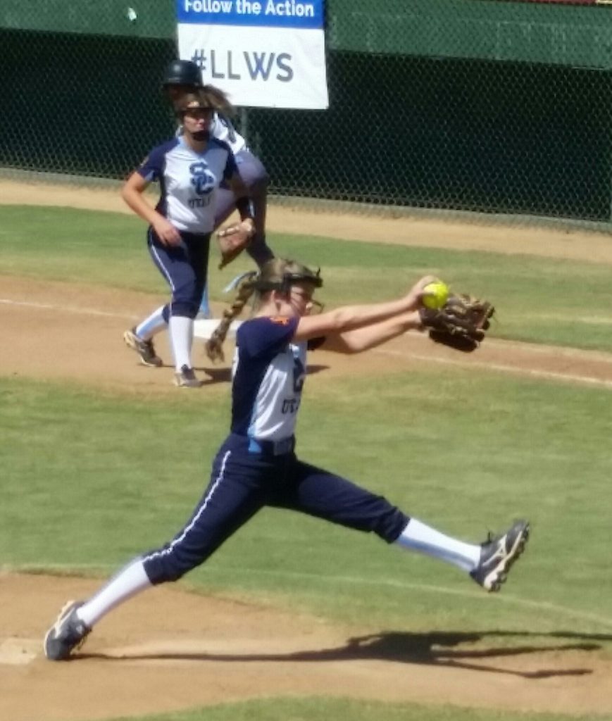 Jenna Thorkelson delivers a pitch Thursday at the Little League softball Western Regional semifinals Jul. 28, 2016, in San Bernardino, Calif. | Photo by Dennis Pope, special to St. George News