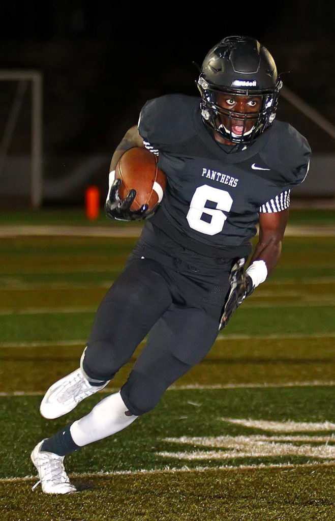 Pine View's Jacob Mpungi (6), Pine View vs. Uintah, Football, St. George, Utah, Aug. 26, 2016, | Photo by Robert Hoppie, ASPpix.com, St. George News