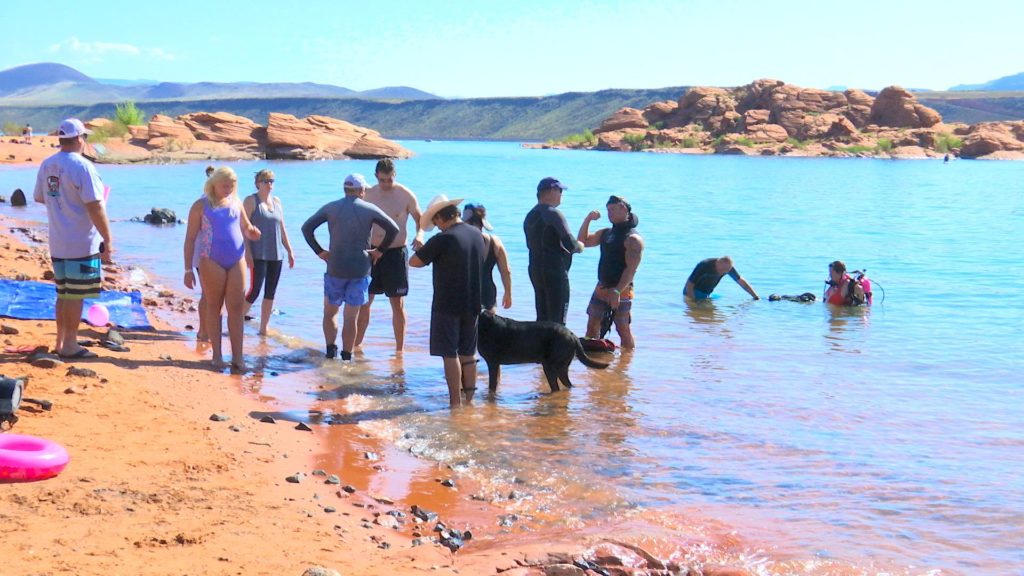 More than 10 contestants compete in Ultimate Diver Challenge fundraiser held at Sand Hollow State Park, Hurricane, Utah, Aug. 13, 2016 | Photo by Sheldon Demke, St. George News