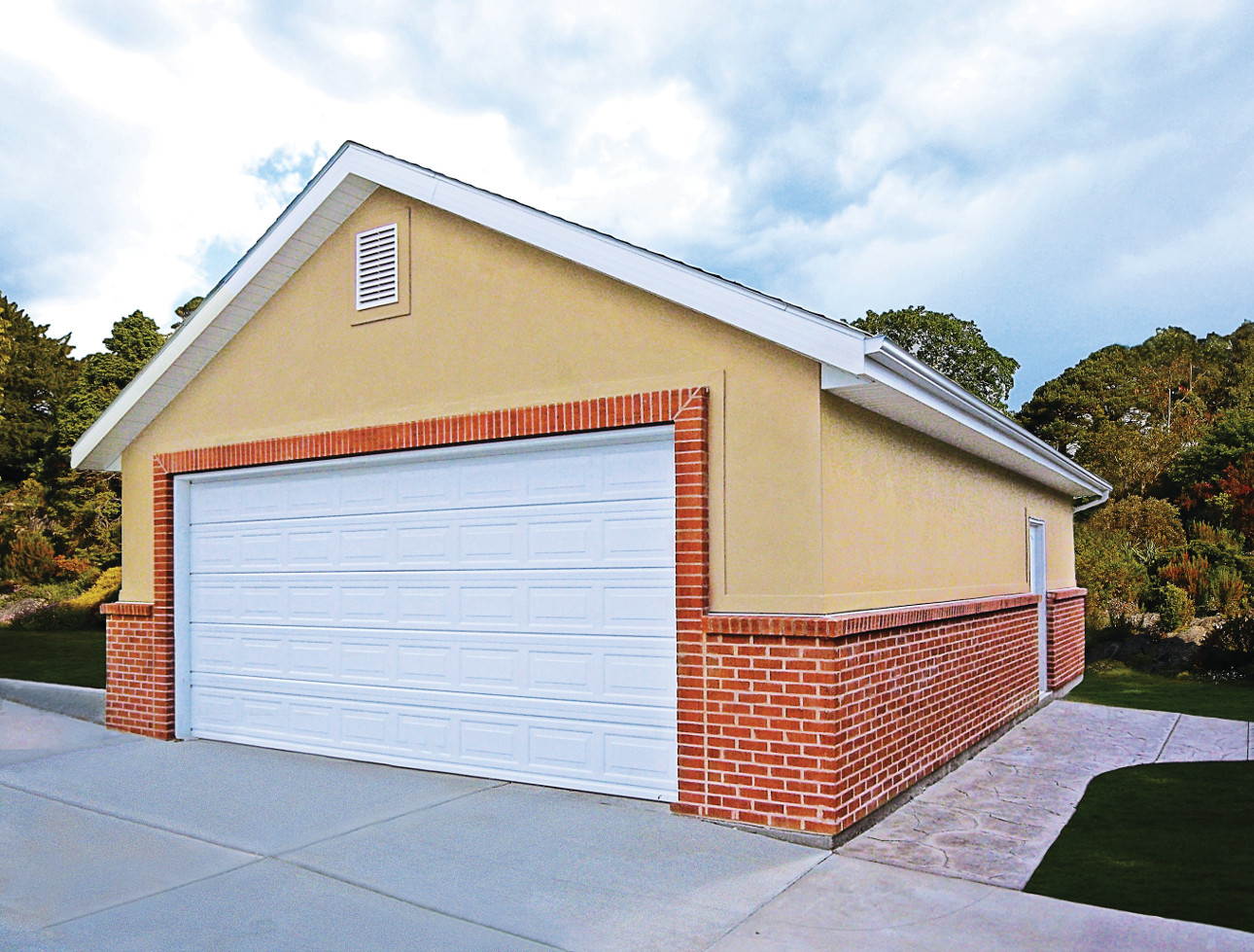 Man caves, 'she sheds,' cabins; Tuff Shed opens new retail 