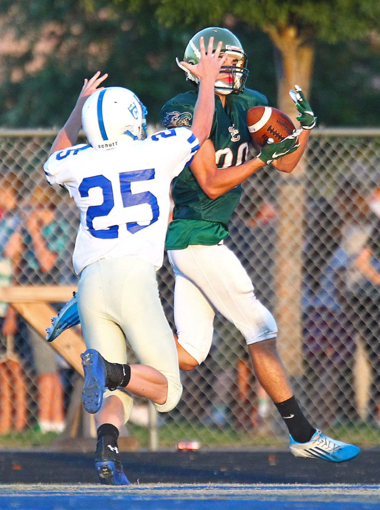 Snow Canyon's Andy Day (20), Snow Canyon vs. Carbon, Football, St. George, Utah, Sept. 2, 2016, | Photo by Robert Hoppie, ASPpix.com, St. George News