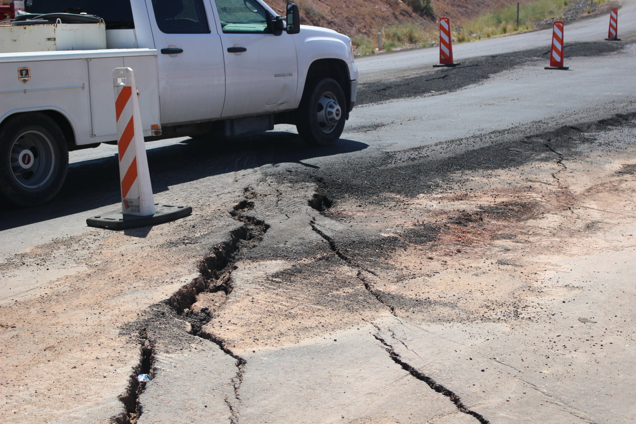 Washington City officials are moving on proposed solutions to fix a gradual slide occurring the hillside that has damaged a part of Telegrpah Street north of Washington Parkway, Washington City, Utah, Sept. 9, 2016 | Photo by Mori Kessler, St. George News