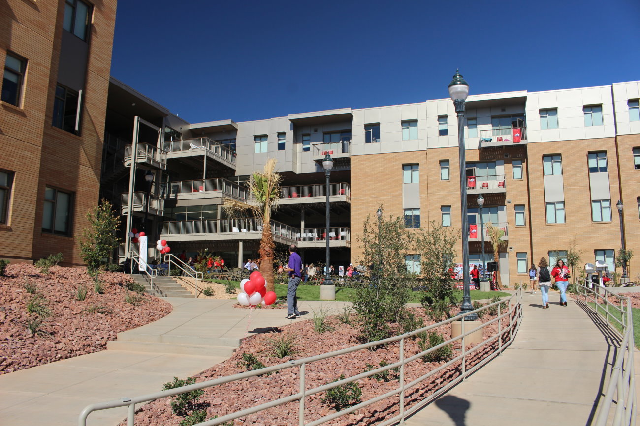 The new Campus View Suites at Dixie State University. The new on-campus 352-bed student-housing complex filled with residents in late August, St. George, Utah, Oct. 19, 2016 | Photo by Mori Kessler, St. George News