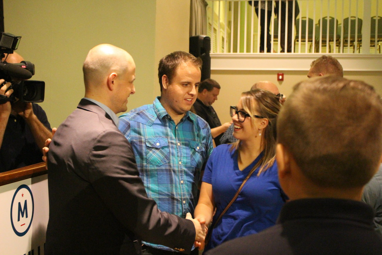 Independent presidential candidate Evan McMullin stopped in St. George for a town hall meeting on the top floor of the Dixie Academy building that become packed with prospective voters. McMullin touts himself as the one true conservative in the race and is offering his candidacy as a “principled” alternative to Donald Trump, St. George, Utah, Oct. 15, 2016 | Photo by Mori Kessler, St. George News