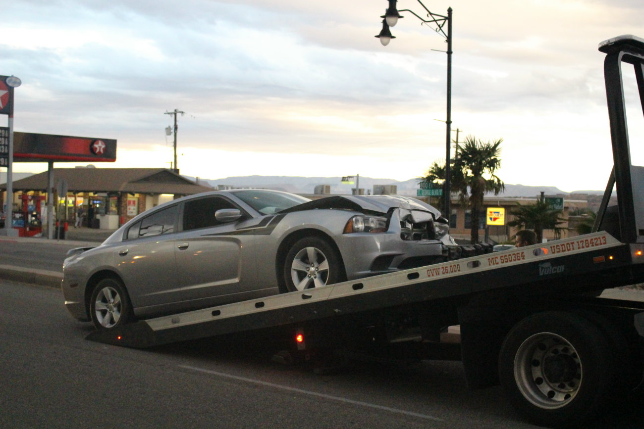 A rear-end collision resulted in one woman being sent to the hospital during heavy-evening traffic on St. George Boulevard, Oct. 28, 2016 | Photo by Mori Kessler. St. George News