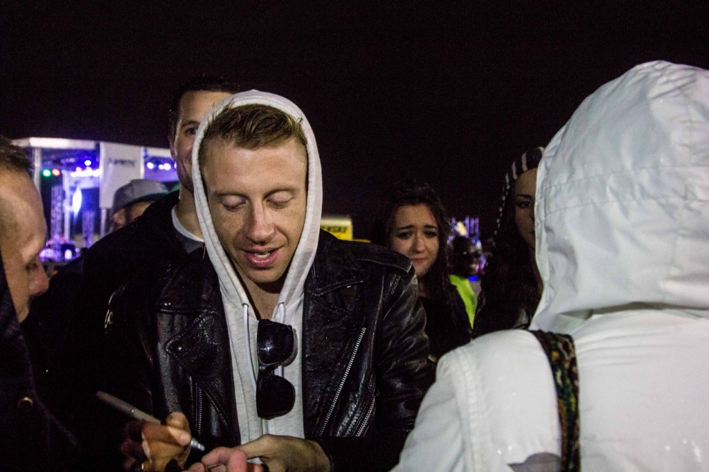 Macklemore meet - greet DSU - STGnews.com photo