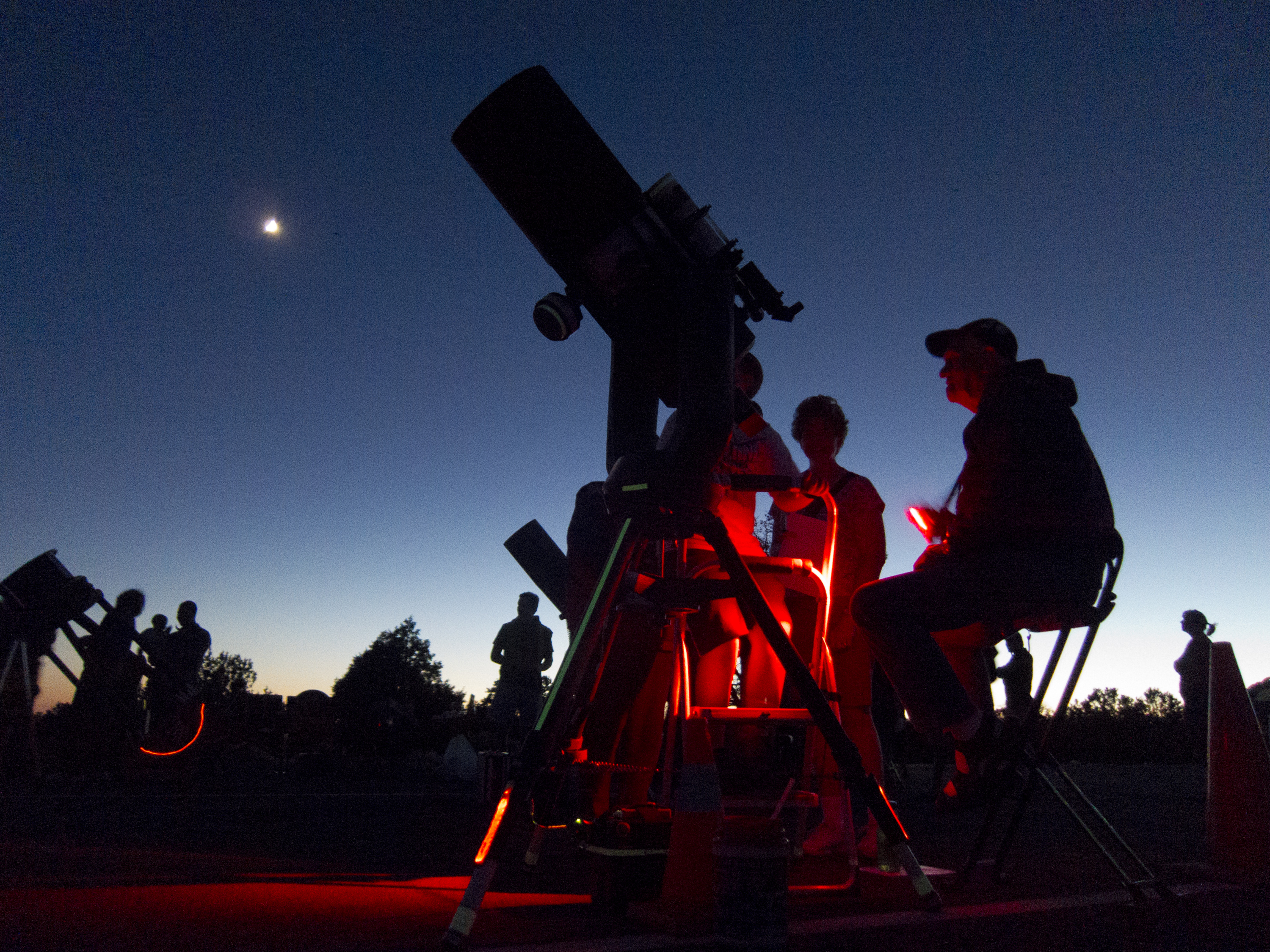 pictures of amateur astronomers