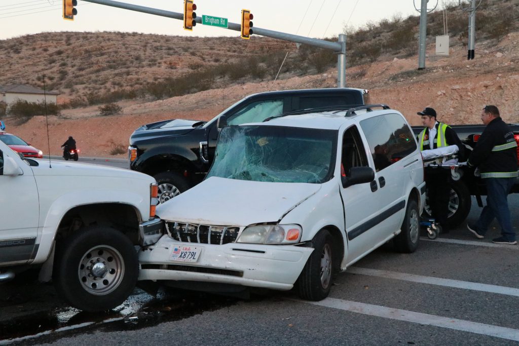 Juvenile driver fails to yield on left turn, leading to 3-vehicle crash ...