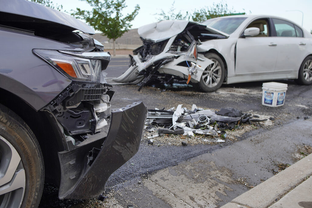 Two cars crash on Jefferson Avenue in Scranton