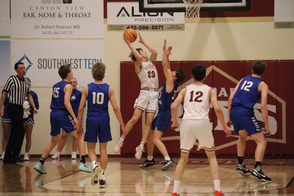 Region 10 boys basketball: Pine View, Dixie, Snow Canyon all win in night  of blowouts – St George News
