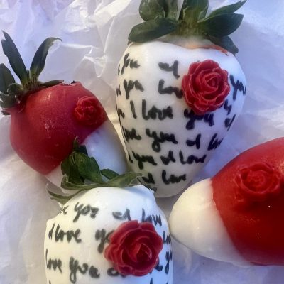 Custom chocolate covered strawberries by Carol Burgess are on display, location and date unspecified | Photo courtesy of Carol Burgess, St. George News