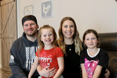 Tassia Burgess takes a family photo with her husband and two daughters, Washington City, Utah, Feb. 13, 2023 | Photo by Jessi Bang, St. George News